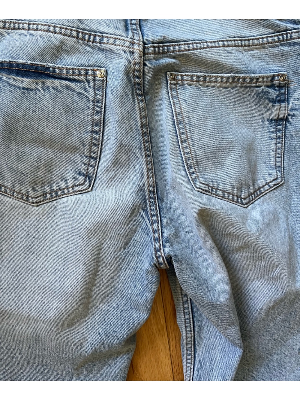 Light Wash Zara High-Rise Straight Leg Jeans - Picture 4 of 4
